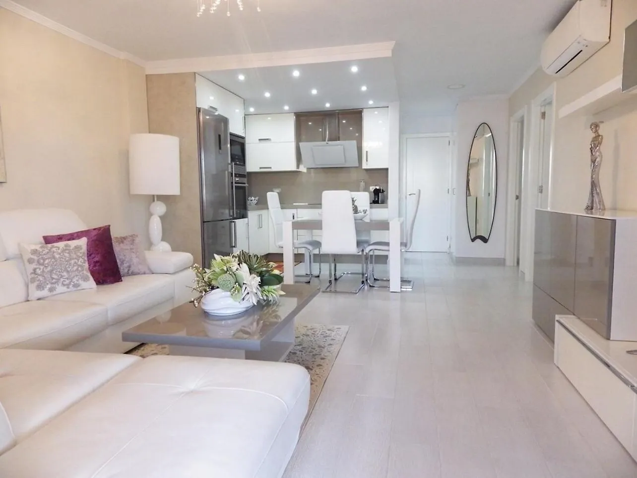 Stunning 2 Bedroom Apt In Los Cristianos K203 إسبانيا